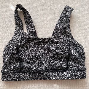 Lulu lemon sports bra